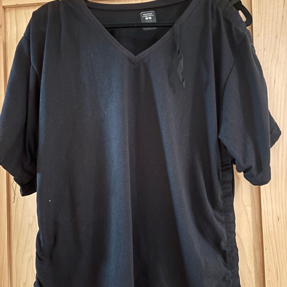 Rotator cuff surgery shirt - Picture 2 of 4